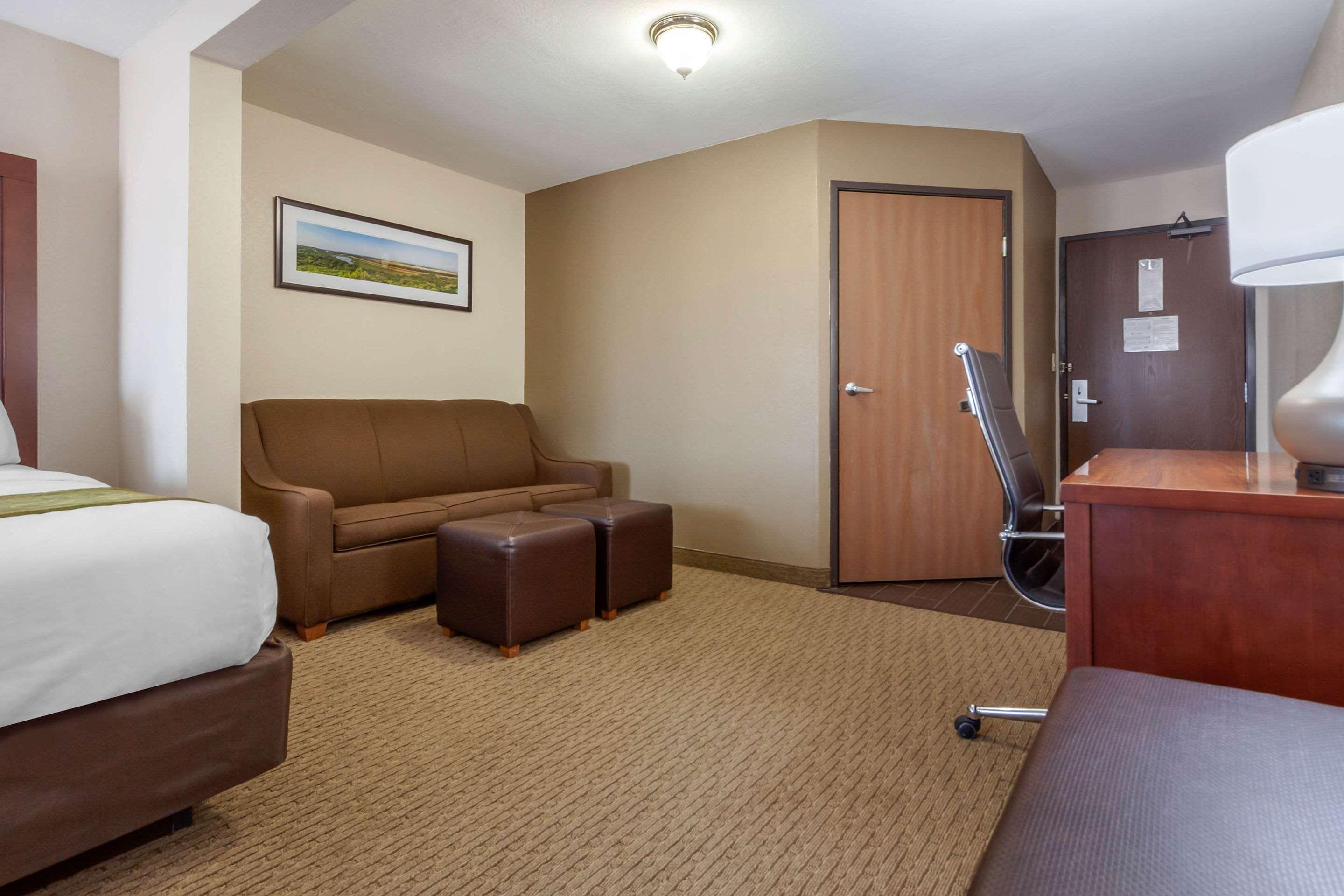 Comfort Suites Omaha East-Council Bluffs Exterior foto